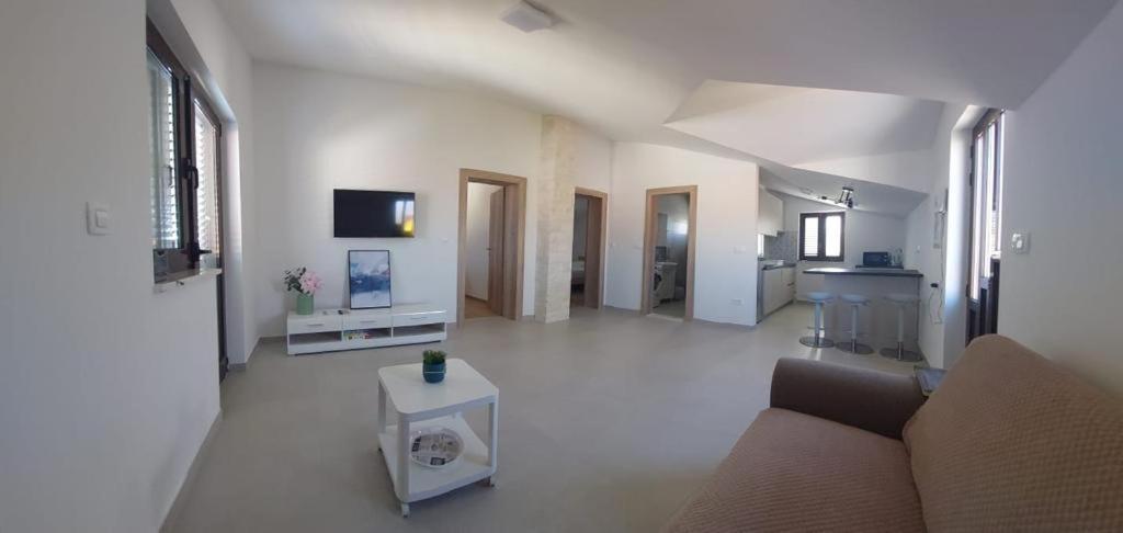 Apartments Boljat Trogir Ngoại thất bức ảnh
